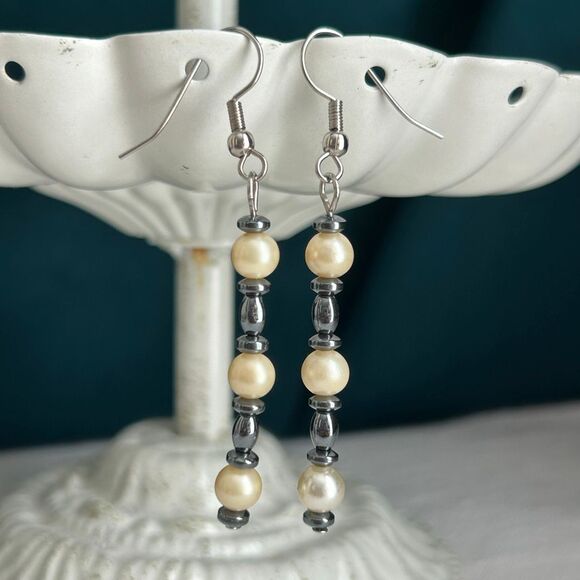 Handmade Hematite and Pearl Dangle Earrings - Picture 1 of 4